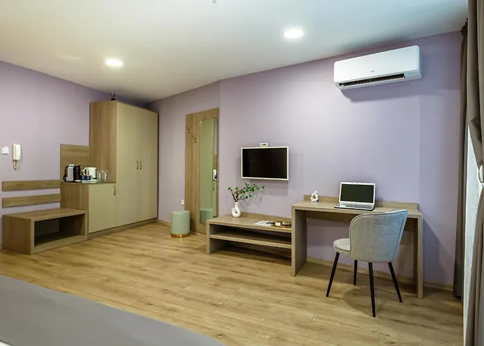 Cityscape Luxury Apartment *