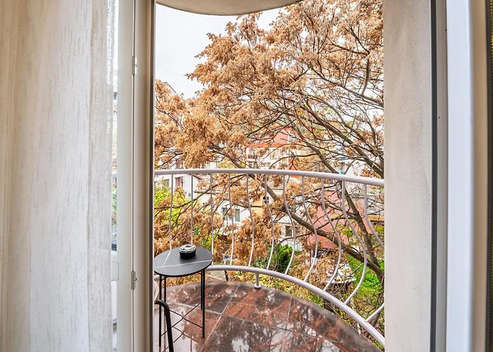 Cityscape Luxury Apartman *